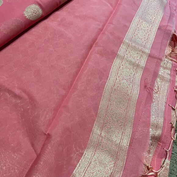 Soft Banarasi Saree in Pastel Pink with Rich Zari Border & Pallu Boutique - Picture 7 of 15